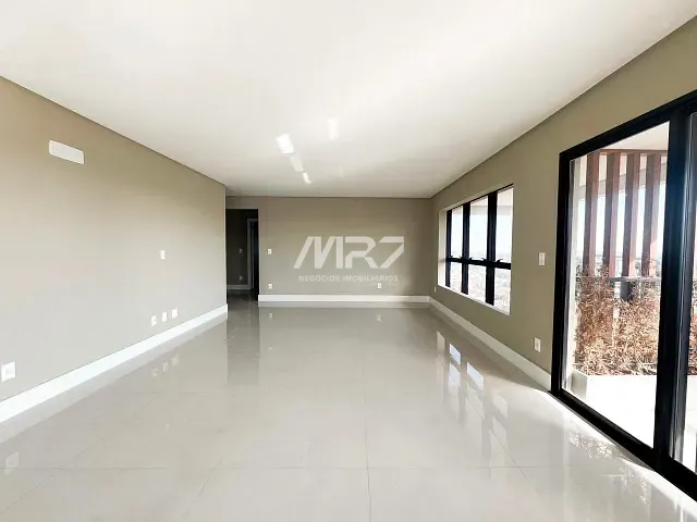Apartamento com 288m² 3 quartos e 4 banheiros, à venda, no bairro Oficinas em Ponta Grossa
