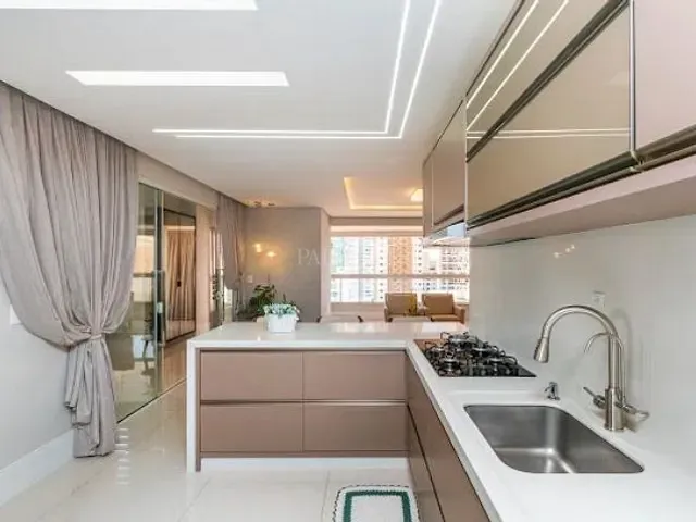 Apartamento 4 quartos e 5 banheiros, à venda, no bairro Centro em Balneário Camboriú