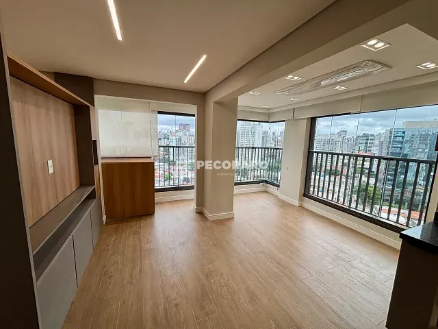 Apartamento 1 quarto e 2 banheiros, para alugar, no bairro Pinheiros em São Paulo