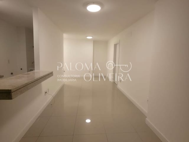 Apartamento 2 quartos e 3 banheiros, para alugar, no bairro Barra da Tijuca em Rio de Janeiro