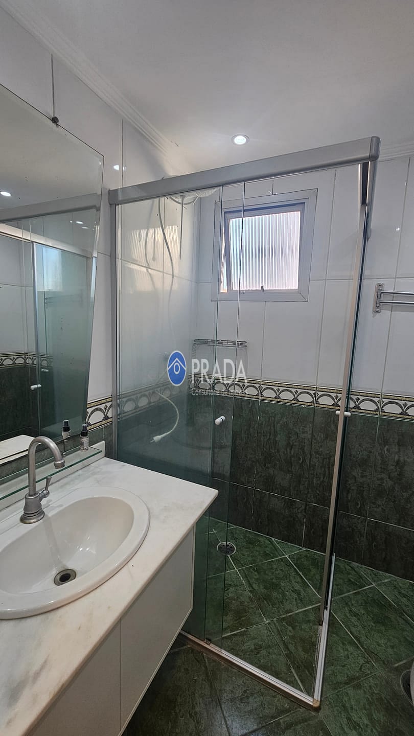 Apartamento para alugar com 2 quartos, 72m² - Foto 17