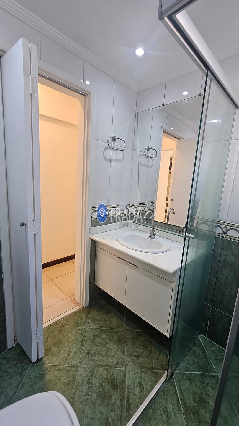 Apartamento para alugar com 2 quartos, 72m² - Foto 19