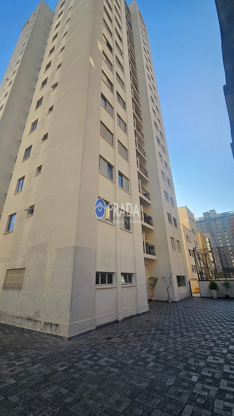 Apartamento para alugar com 2 quartos, 72m² - Foto 30