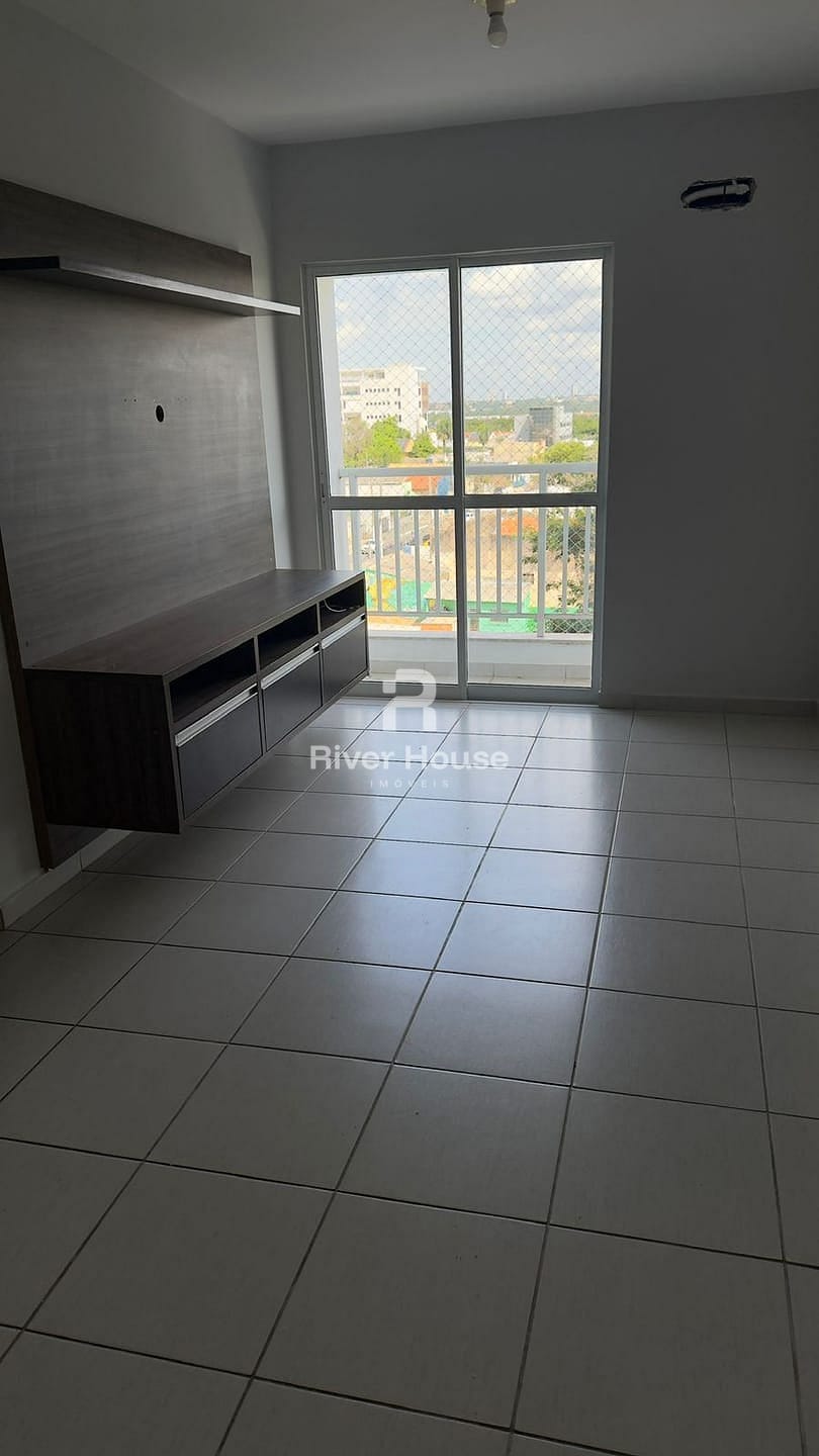Apartamento para alugar com 3 quartos, 75m² - Foto 1