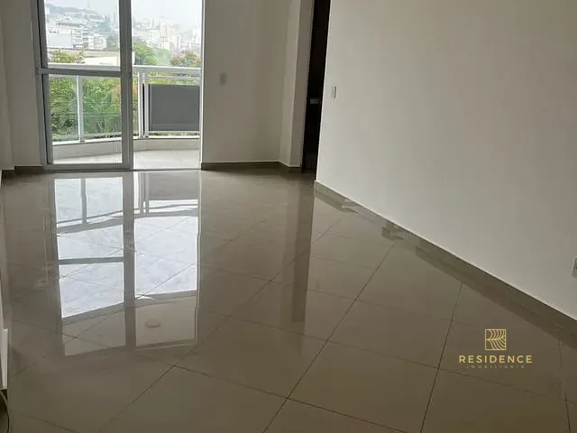 Apartamento 3 quartos e 3 banheiros, à venda, no bairro Jardim Amália em Volta Redonda