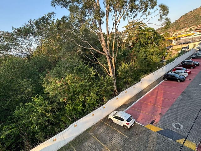 Apartamento com 50m² 3 quartos e 1 banheiro, para alugar, no bairro Campo Grande em Rio de Janeiro