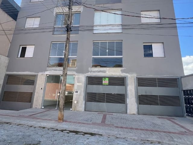 Apartamento com 58m², à venda, no bairro Centro em Cambuí