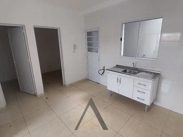 Apartamento 2 quartos e 1 banheiro, para alugar, no bairro Vila Ré em São Paulo