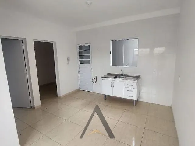 Apartamento 2 quartos e 1 banheiro, para alugar, no bairro Vila Ré em São Paulo