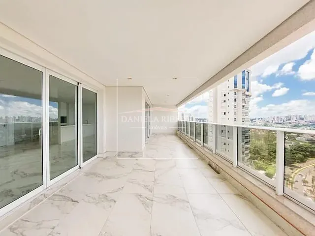 Apartamento 4 quartos e 5 banheiros, à venda, no bairro Bela Suiça em Londrina