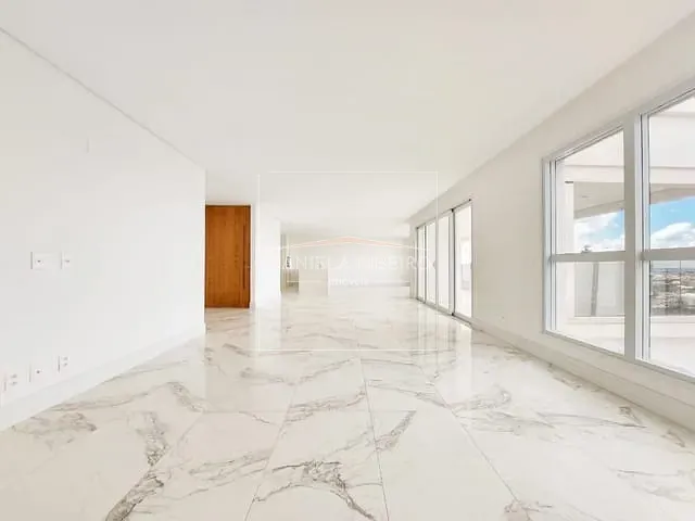 Apartamento 4 quartos e 5 banheiros, à venda, no bairro Bela Suiça em Londrina