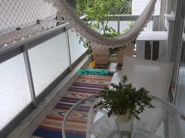 Apartamento 2 quartos e 2 banheiros, à venda, no bairro Leblon em Rio de Janeiro