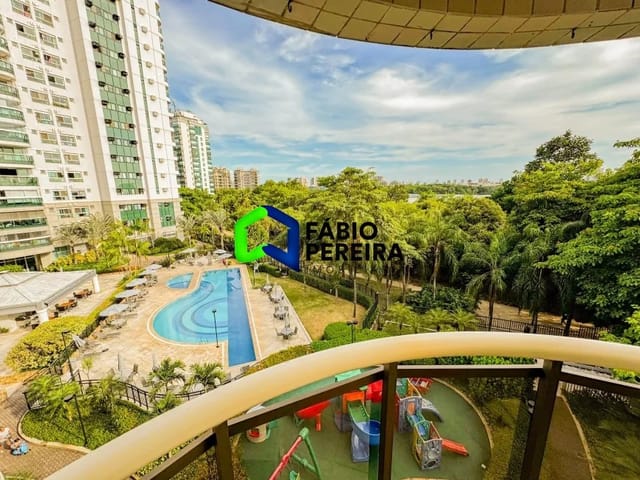Apartamento com 178m² 4 quartos e 3 banheiros, à venda, no bairro Barra da Tijuca em Rio de Janeiro