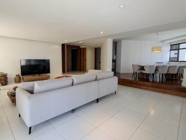 Apartamento com 325m² 4 quartos e 6 banheiros, à venda, no bairro Campo Belo em São Paulo