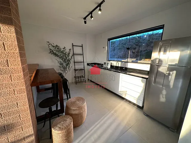 Apartamento 3 quartos e 2 banheiros, à venda, no bairro Nova Suíça em Nova Friburgo