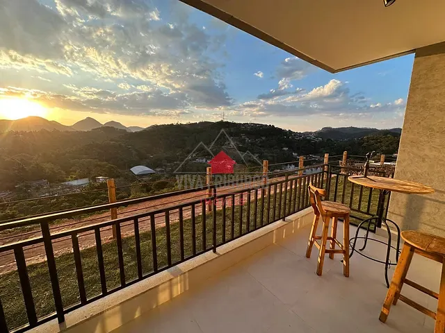Apartamento 3 quartos e 2 banheiros, à venda, no bairro Nova Suíça em Nova Friburgo