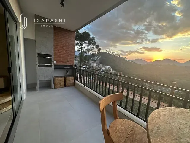 Apartamento 2 quartos e 2 banheiros, à venda, no bairro Nova Suíça em Nova Friburgo