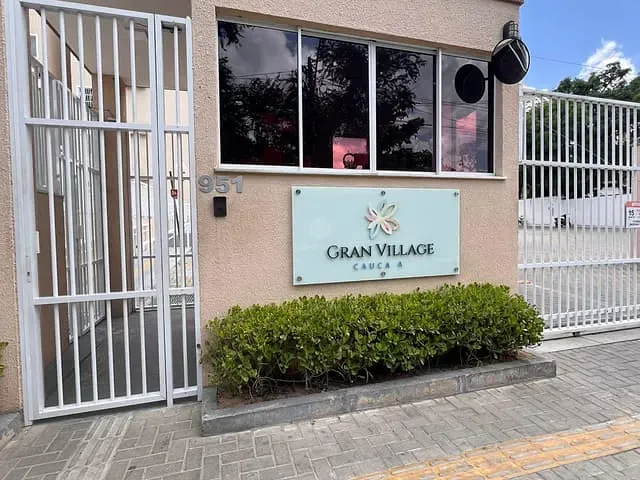 Apartamento 2 quartos e 1 banheiro, à venda, no bairro Centro em Caucaia
