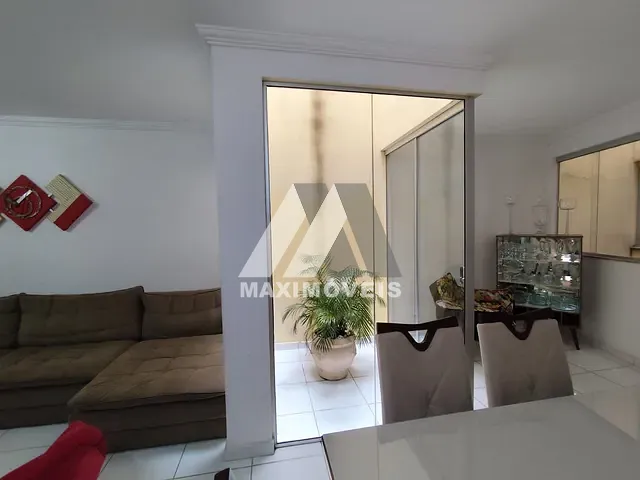 Apartamento 3 quartos e 3 banheiros, à venda, no bairro Centro em Araçuaí