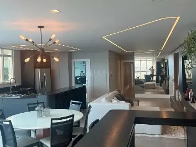 Apartamento 3 quartos e 4 banheiros, à venda, no bairro centro  em Itapema