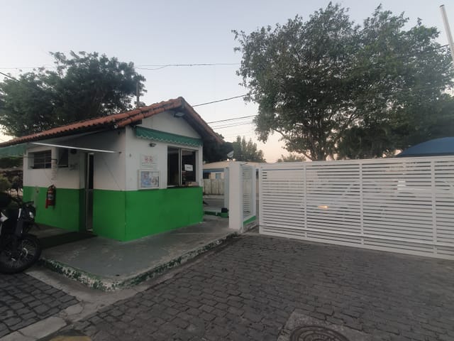 Apartamento com 46m² 2 quartos e 1 banheiro, para alugar, no bairro Santíssimo em Rio de Janeiro