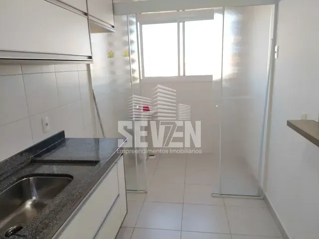 Apartamento com 64m² 2 quartos e 2 banheiros, à venda ou para alugar, no bairro Vila Cardia em Bauru