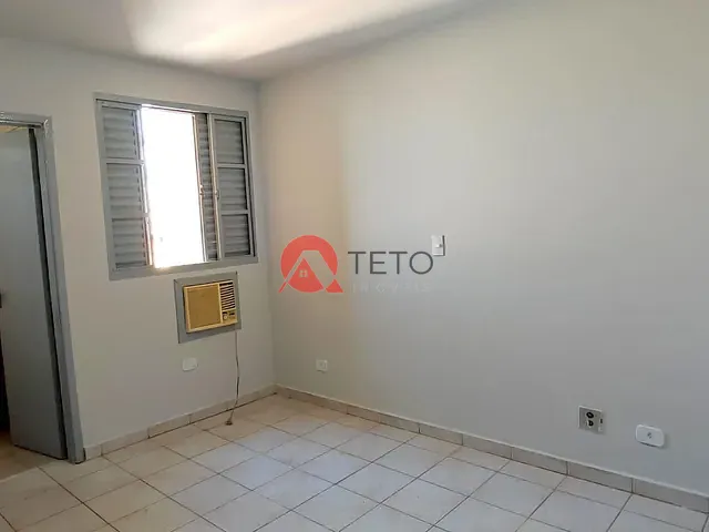 Apartamento 2 quartos e 1 banheiro, para alugar, no bairro Zona 03 em Maringá