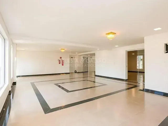Apartamento com 136m² 3 quartos e 2 banheiros, à venda, no bairro Água Verde em Curitiba