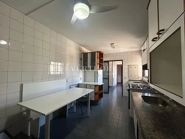 Apartamento 4 quartos e 4 banheiros, à venda, no bairro Centro em Londrina