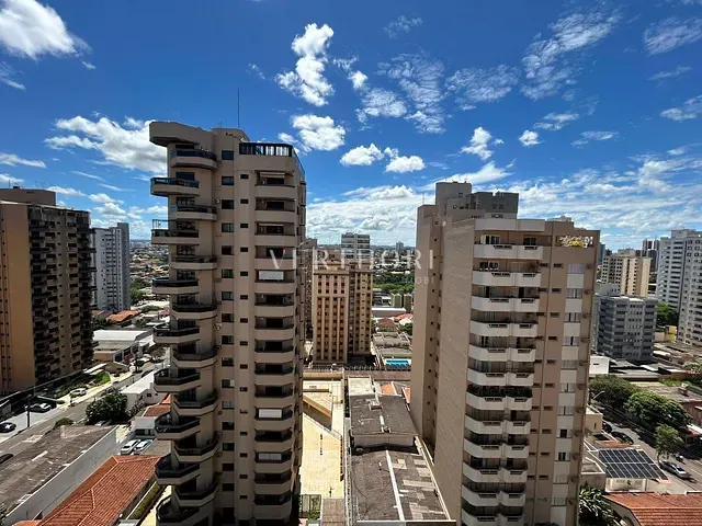 Apartamento 4 quartos e 4 banheiros, à venda, no bairro Centro em Londrina