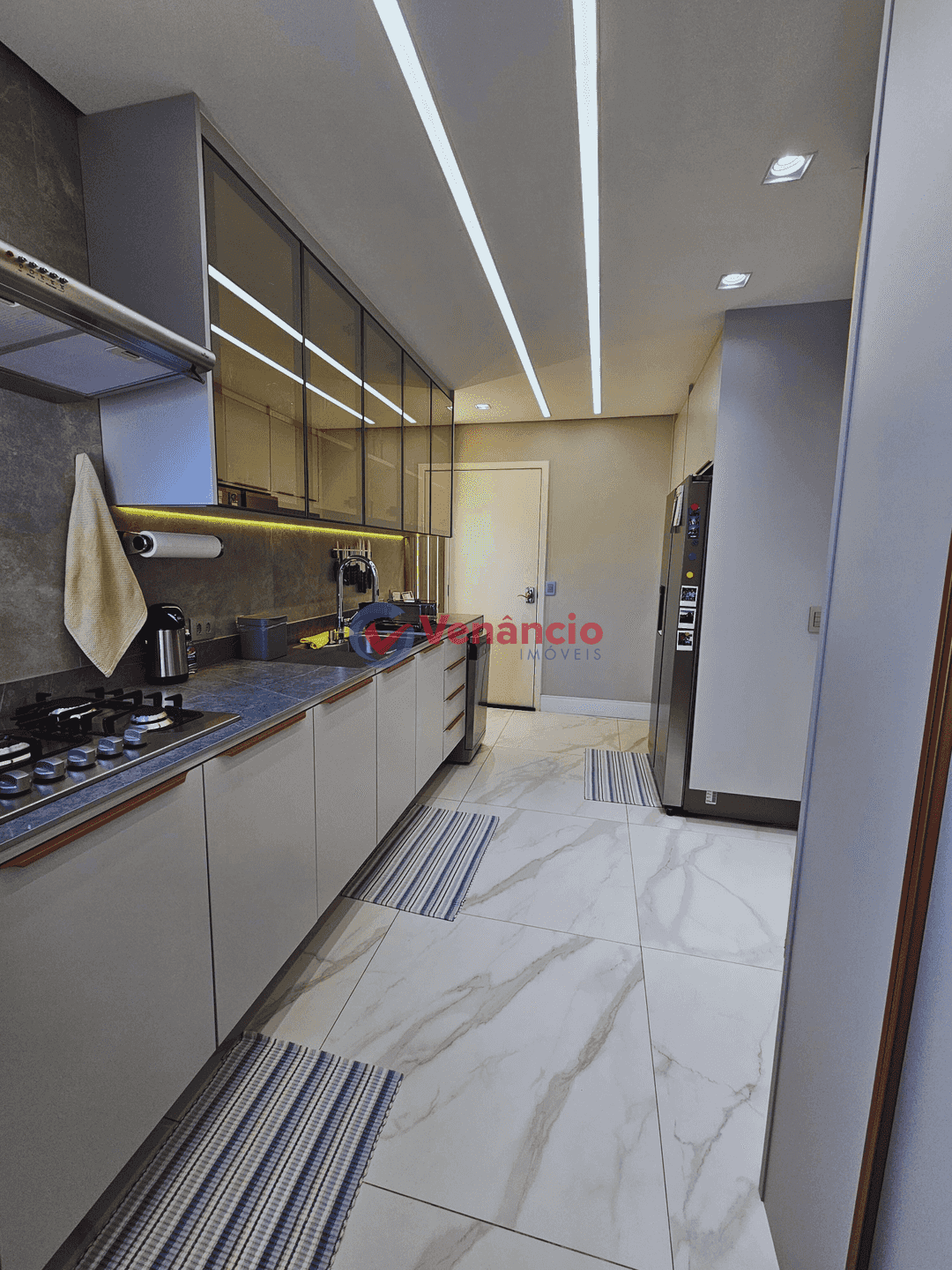 Apartamento à venda com 3 quartos, 105m² - Foto 16
