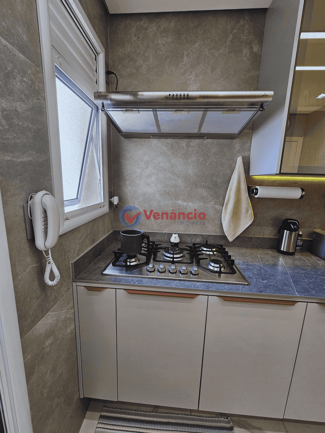 Apartamento à venda com 3 quartos, 105m² - Foto 17