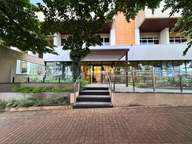 Apartamento 3 quartos e 3 banheiros, à venda, no bairro Centro em Apucarana