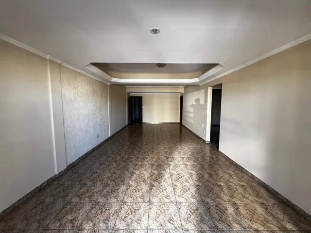 Apartamento com 160m² 3 quartos e 1 banheiro, para alugar, no bairro Centro em Pouso Alegre