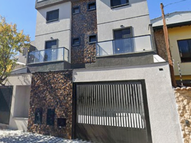 Apartamento 2 quartos e 2 banheiros, à venda, no bairro Utinga em Santo André