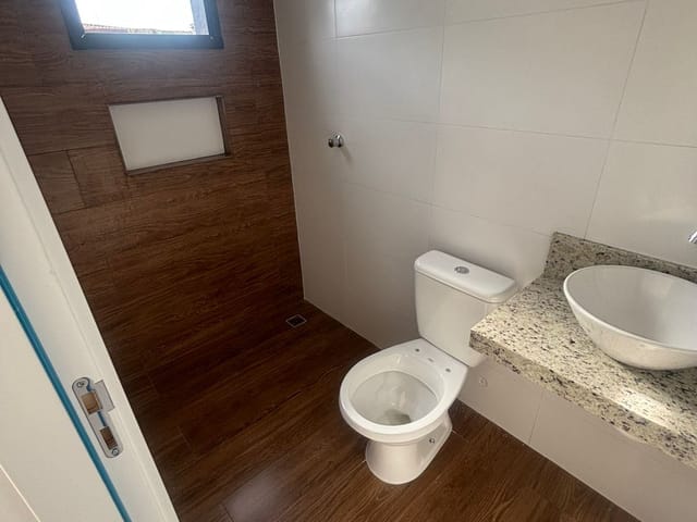 Apartamento 2 quartos e 2 banheiros, à venda, no bairro Utinga em Santo André