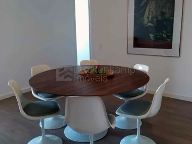 Apartamento 2 quartos e 1 banheiro, à venda, no bairro Copacabana em Rio de Janeiro