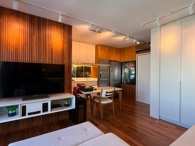 Apartamento com 81m² 1 quarto e 1 banheiro, à venda, no bairro Centro em Florianópolis