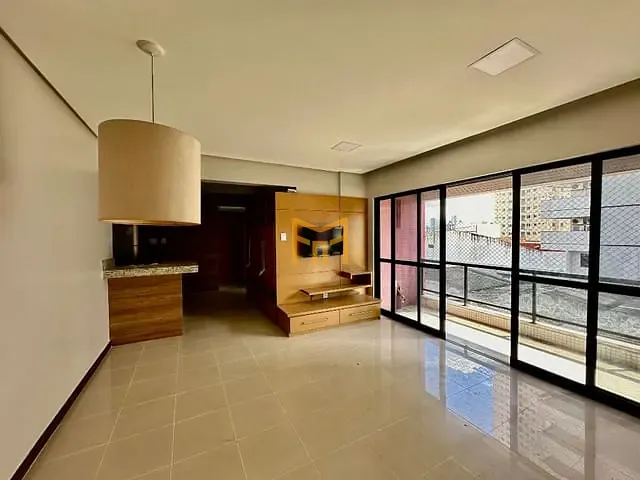 Apartamento com 106m² 2 quartos e 2 banheiros, à venda, no bairro Umarizal em Belém