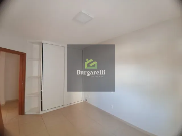 Apartamento 3 quartos e 2 banheiros, para alugar, no bairro Dos Ipês em Lavras