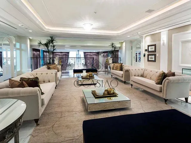 Apartamento com 316m² 4 quartos e 4 banheiros, à venda, no bairro Centro em Balneário Camboriú