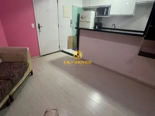 Apartamento 1 quarto e 1 banheiro, à venda, no bairro Vila Carmosina em São Paulo