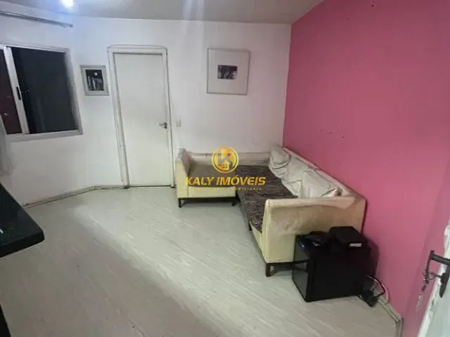 Apartamento 1 quarto e 1 banheiro, à venda, no bairro Vila Carmosina em São Paulo