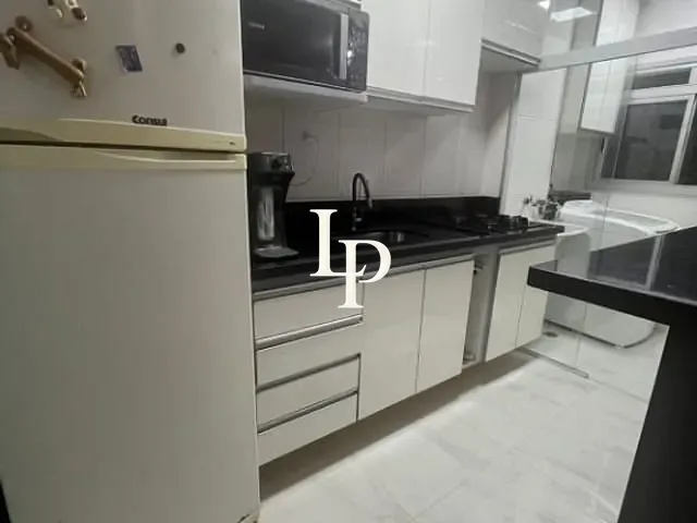 Apartamento 1 quarto e 1 banheiro, à venda, no bairro Vila Carmosina em São Paulo