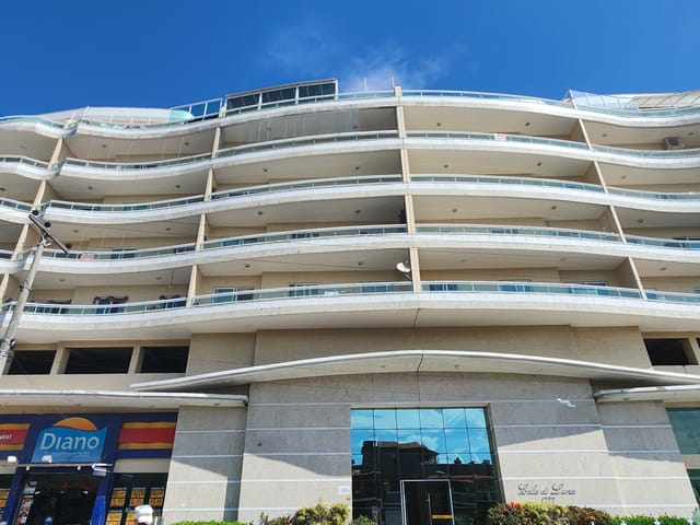 Apartamento com 200m² 4 quartos e 1 banheiro, à venda, no bairro Braga em Cabo Frio