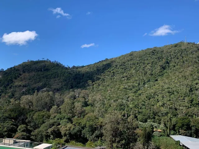 Apartamento à venda, no bairro Itaipava em Petrópolis