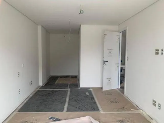 Apartamento à venda, no bairro Itaipava em Petrópolis