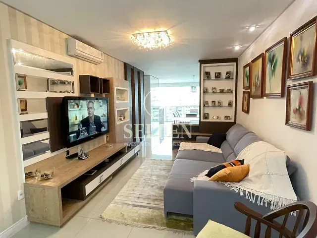 Apartamento com 157m² 3 quartos e 3 banheiros, à venda, no bairro Pioneiros em Balneário Camboriú