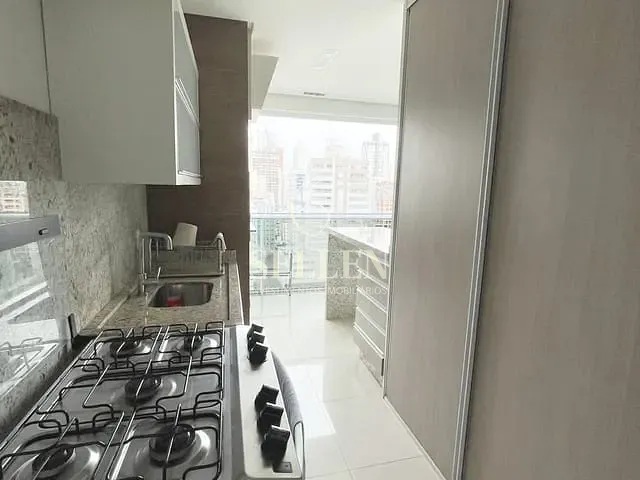 Apartamento com 157m² 3 quartos e 3 banheiros, à venda, no bairro Pioneiros em Balneário Camboriú