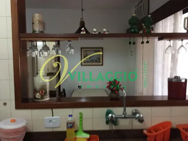 Apartamento 2 quartos e 2 banheiros, à venda, no bairro Centro em Guarujá